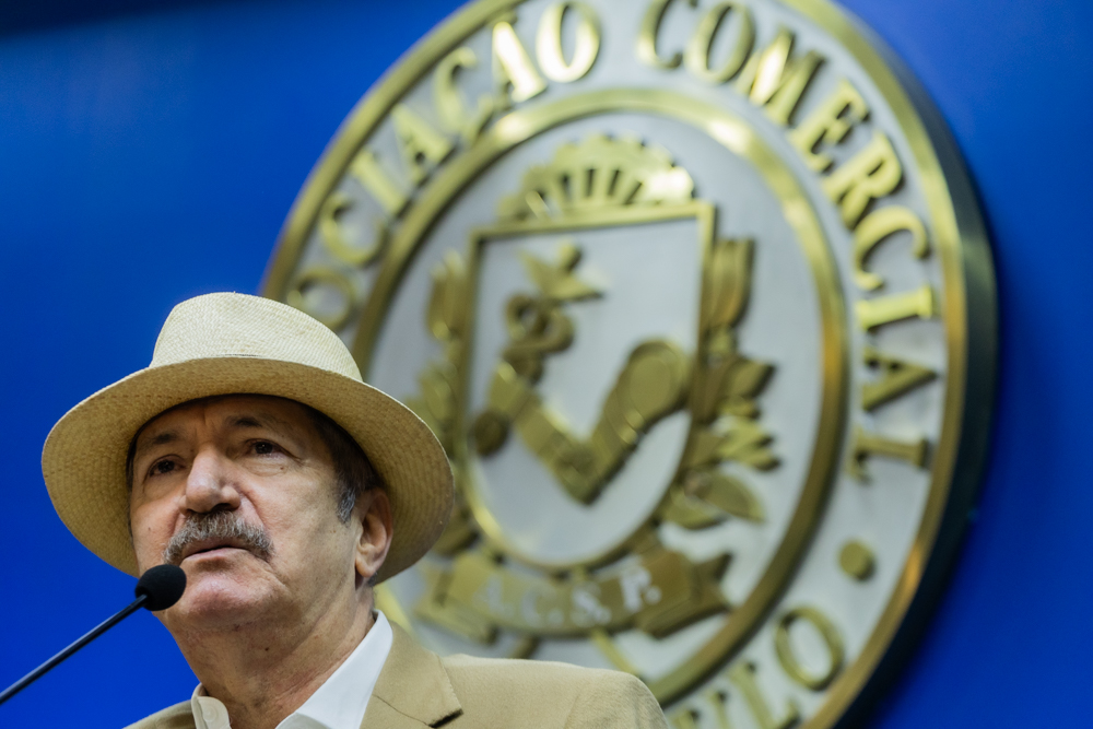 Uma image de notas de 20 reais