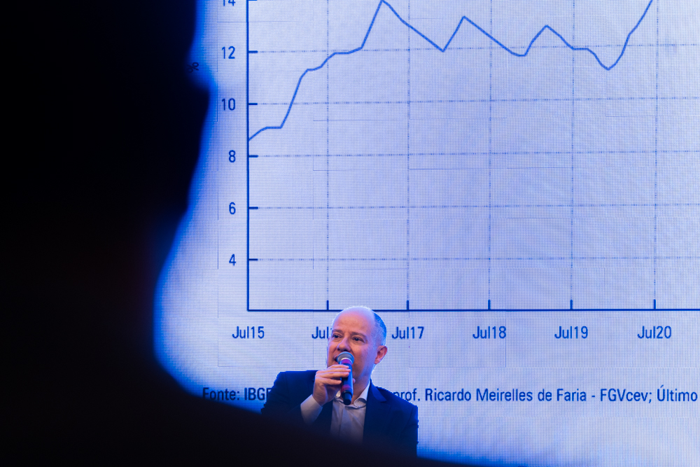 Uma image de notas de 20 reais