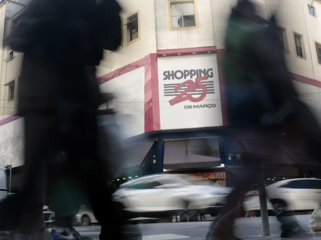 Uma image de notas de 20 reais