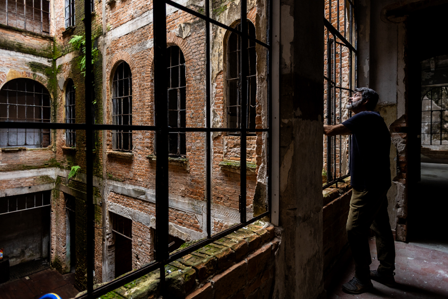 Allan Ruiz  diz que, com as obras, seu plano é que as pessoas possam ver a 